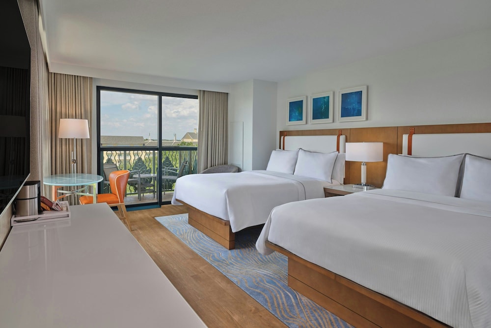Walt Disney World Swan — Hotel rooms in Walt Disney World Resort, Florida