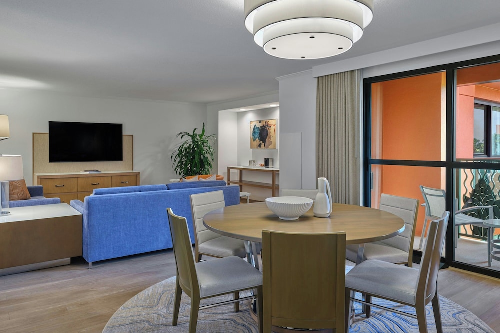 Walt Disney World Swan — Hotel rooms in Walt Disney World Resort, Florida