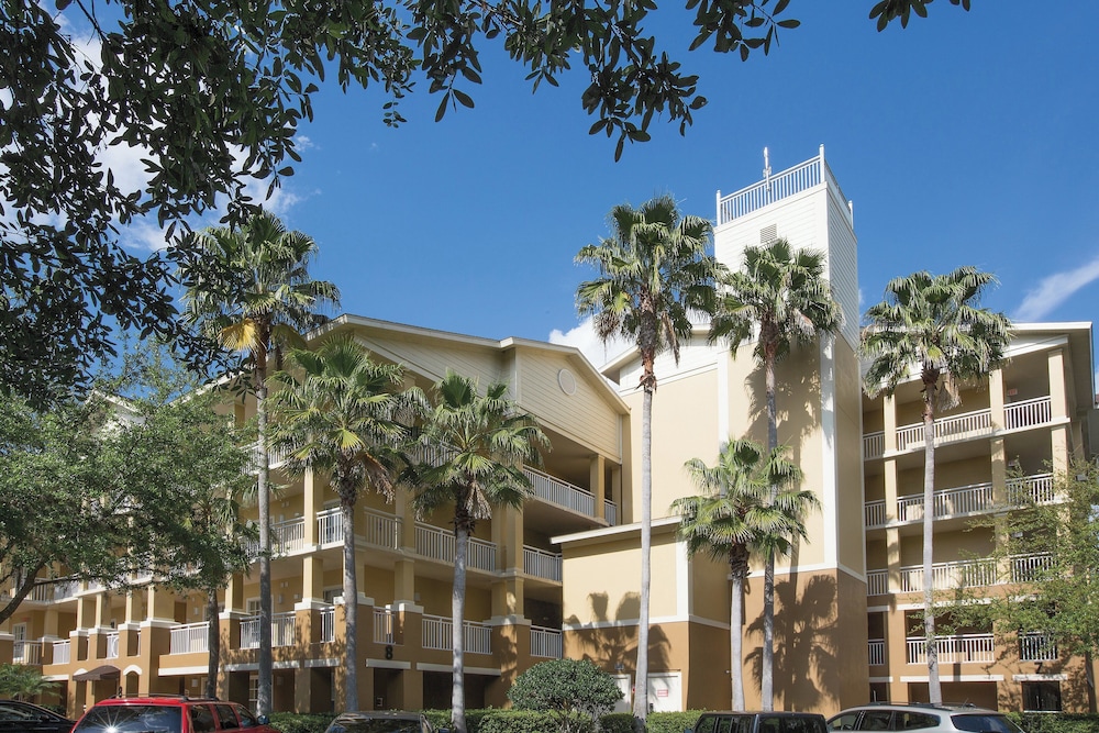 Club Wyndham Cypress Palms — Hotel building in Kissimmee, Florida