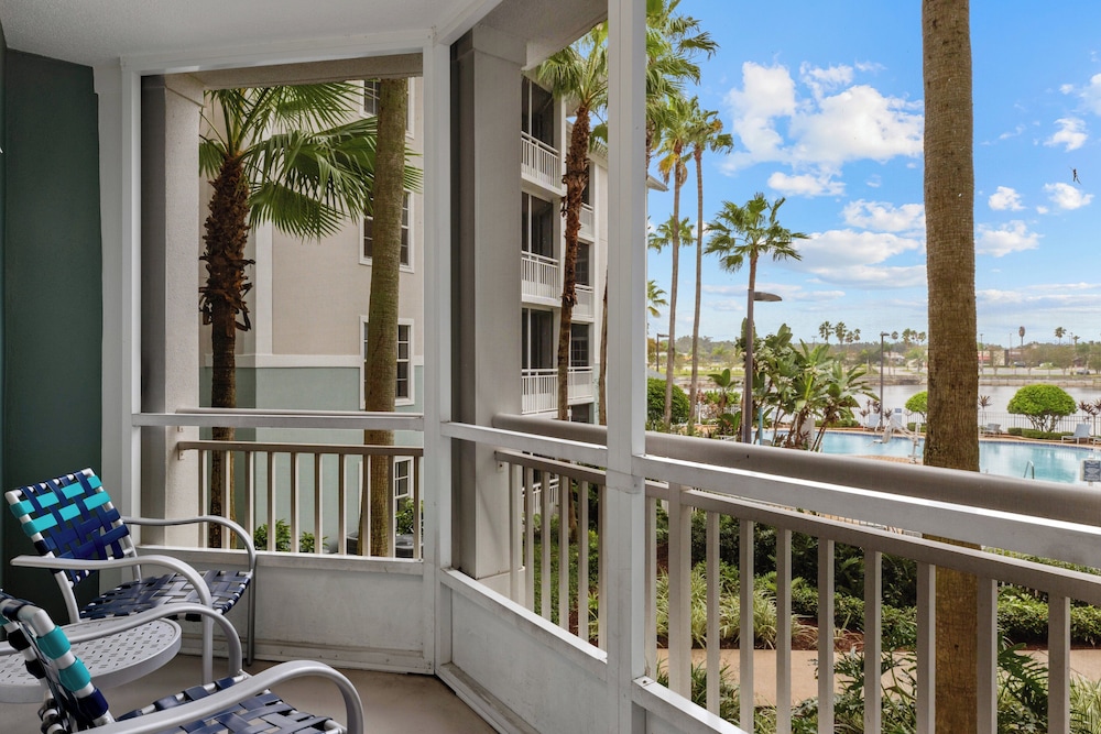 Club Wyndham Cypress Palms — Hotel rooms in Kissimmee, Florida
