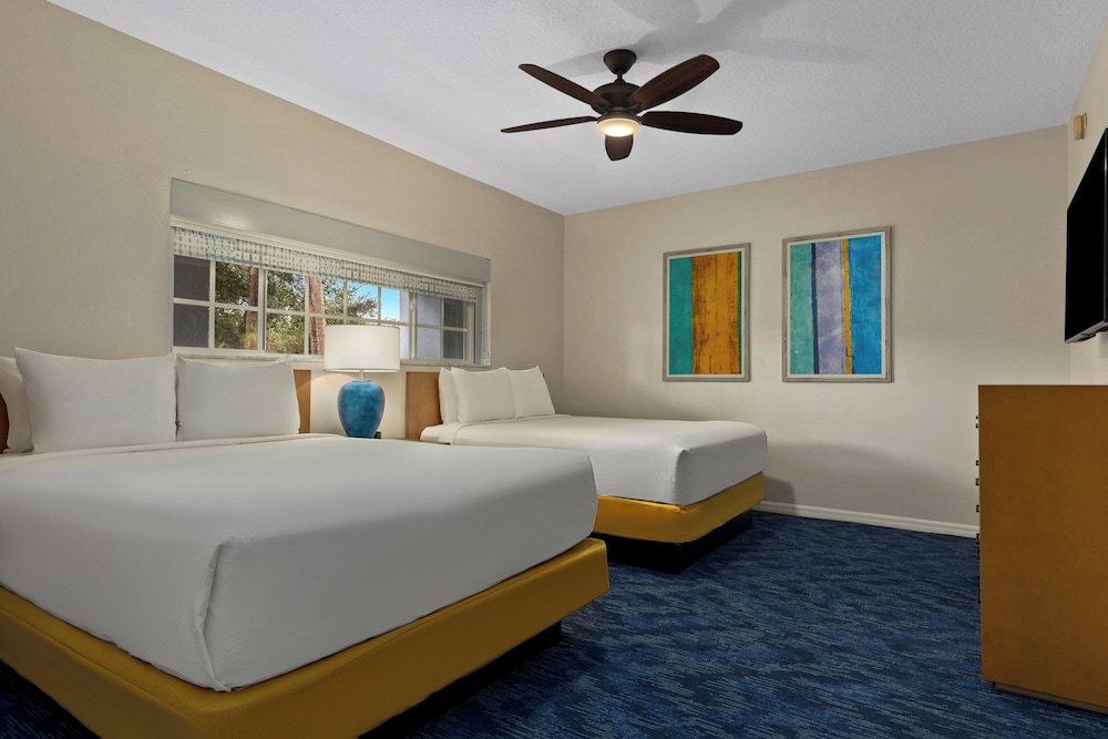 Club Wyndham Cypress Palms — Hotel rooms in Kissimmee, Florida