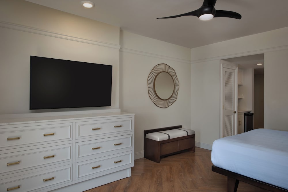 Disney's Saratoga Springs Resort & Spa — Hotel rooms in Lake Buena Vista, Florida