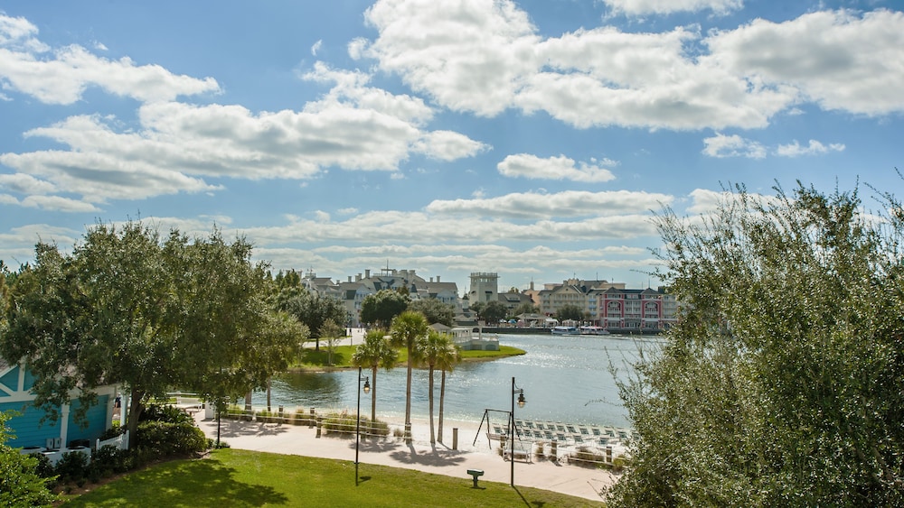 Disney's Yacht Club Resort — Attractions in the area in Walt Disney World Resort, Florida