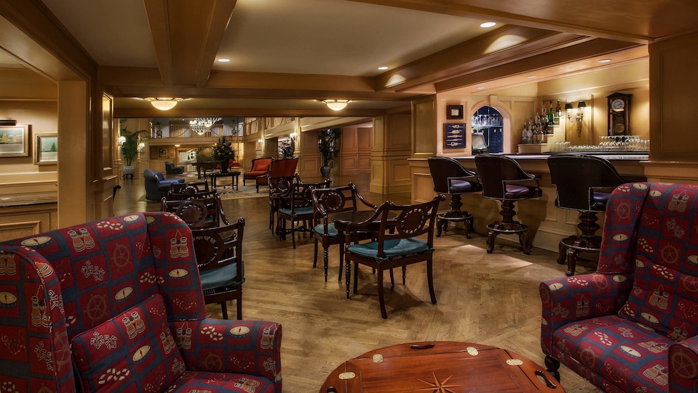 Disney's Yacht Club Resort — Restaurant & bars in Walt Disney World Resort, Florida