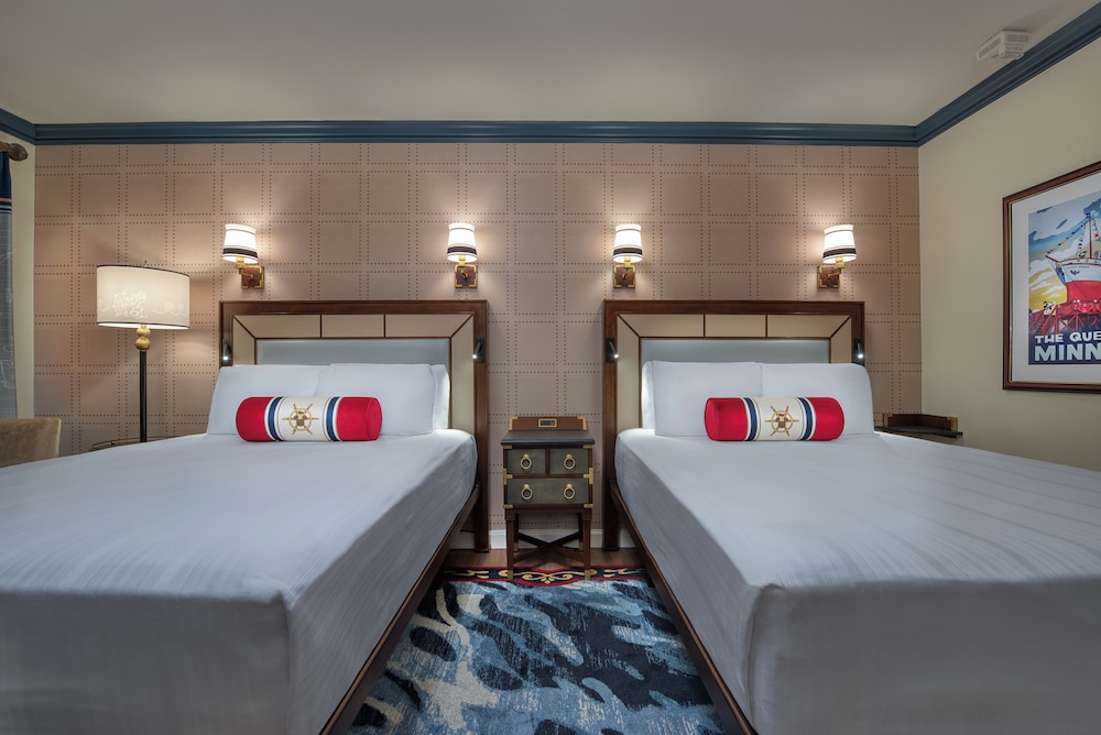 Disney's Yacht Club Resort — Hotel rooms in Walt Disney World Resort, Florida