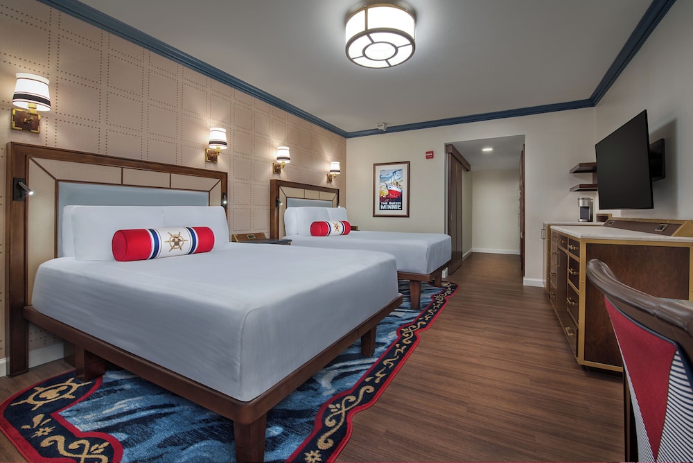 Disney's Yacht Club Resort — Hotel rooms in Walt Disney World Resort, Florida