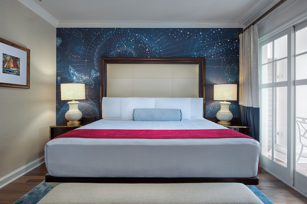 Disney's Yacht Club Resort — Hotel rooms in Walt Disney World Resort, Florida