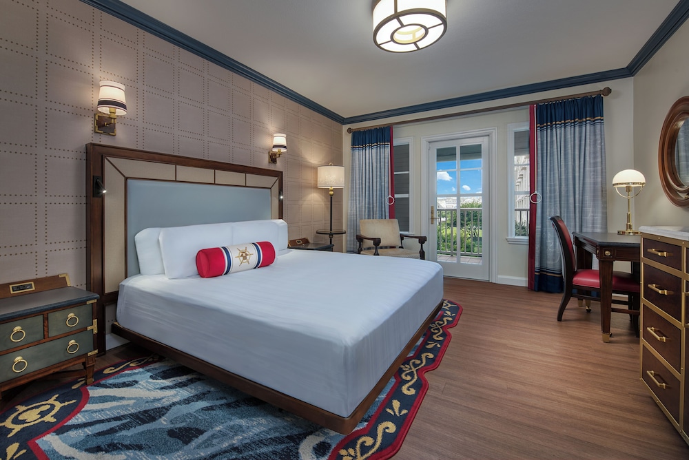 Disney's Yacht Club Resort — Hotel rooms in Walt Disney World Resort, Florida