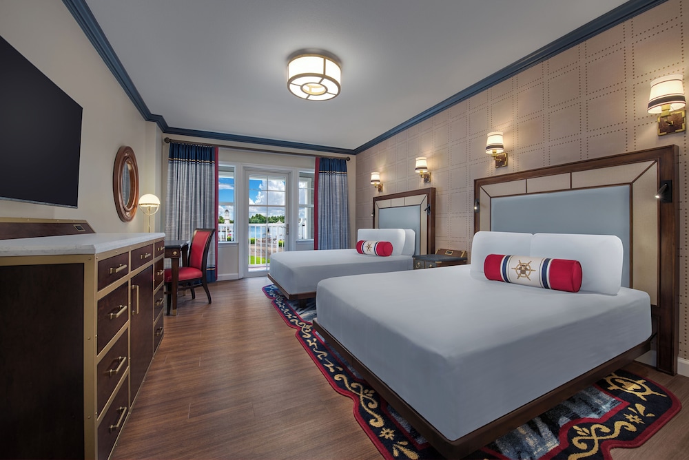 Disney's Yacht Club Resort — Hotel rooms in Walt Disney World Resort, Florida