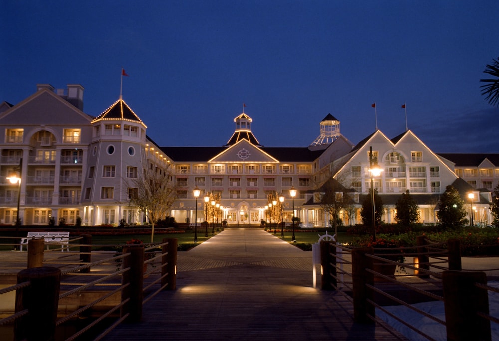 Disney's Yacht Club Resort — Hotel building in Walt Disney World Resort, Florida