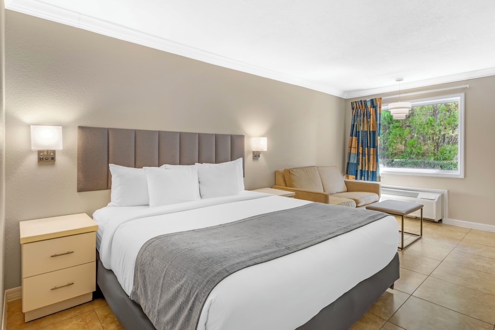 Orlando International Drive North Hotel — Hotel rooms in Orlando, Florida