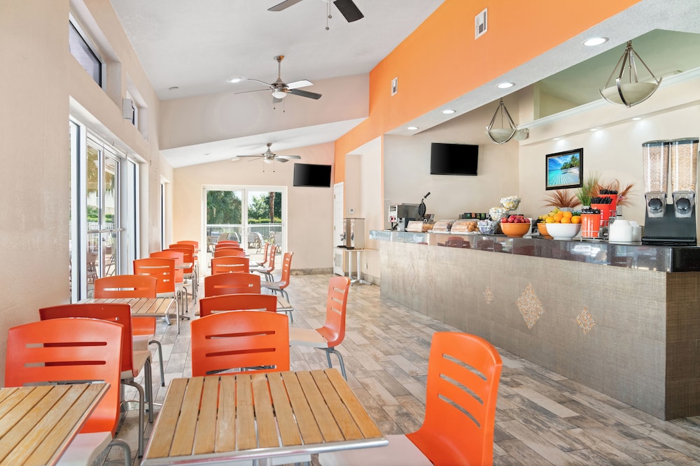 Orlando International Drive North Hotel — Restaurant & bars in Orlando, Florida