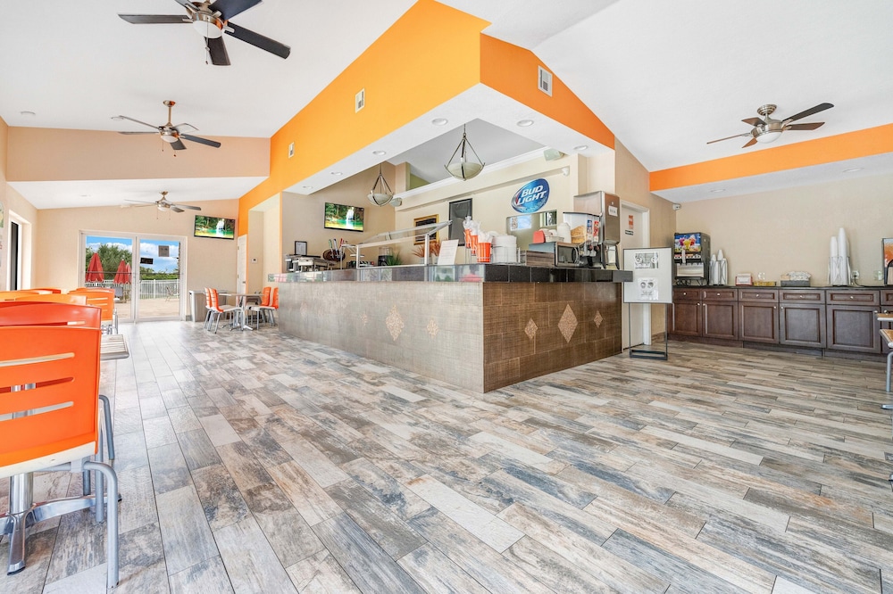 Orlando International Drive North Hotel — Restaurant & bars in Orlando, Florida