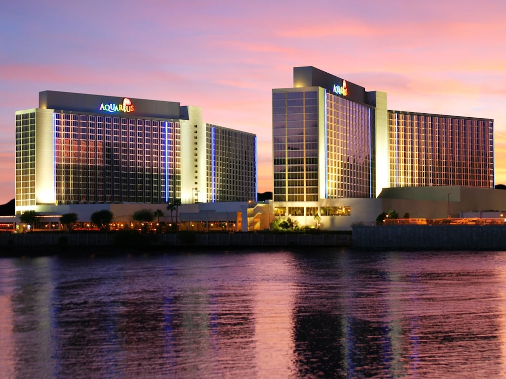 The Aquarius Casino Resort, BW Premier Collection — Hotel building in Laughlin, Nevada