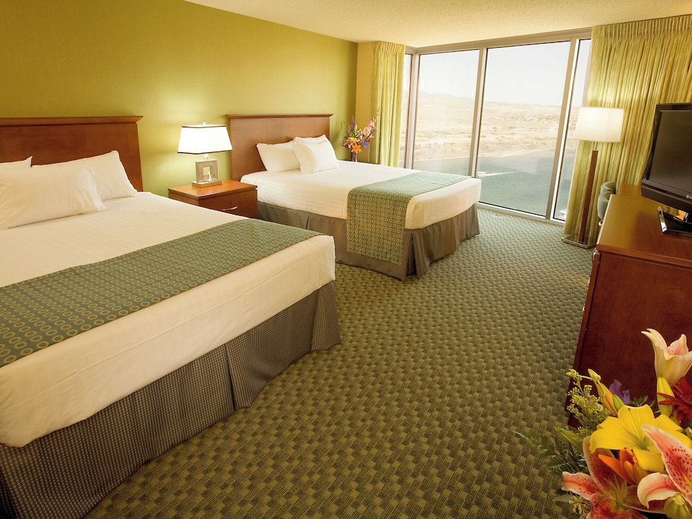 The Aquarius Casino Resort, BW Premier Collection — Hotel rooms in Laughlin, Nevada