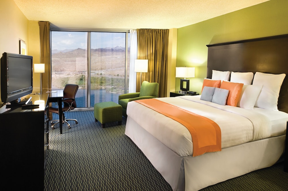 The Aquarius Casino Resort, BW Premier Collection — Hotel rooms in Laughlin, Nevada