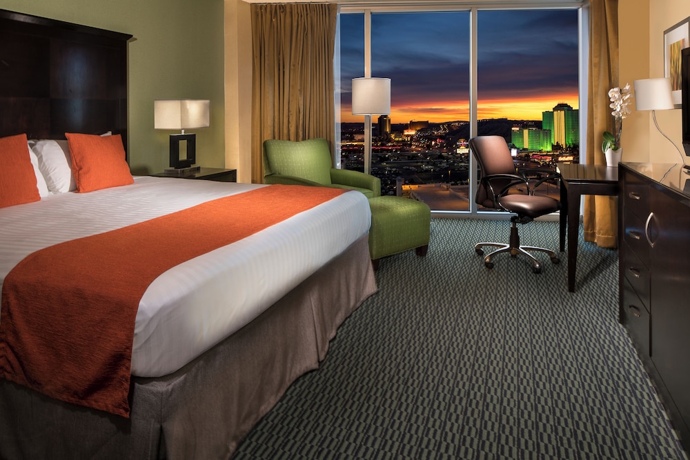 The Aquarius Casino Resort, BW Premier Collection — Hotel rooms in Laughlin, Nevada