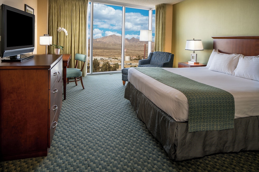 The Aquarius Casino Resort, BW Premier Collection — Hotel rooms in Laughlin, Nevada