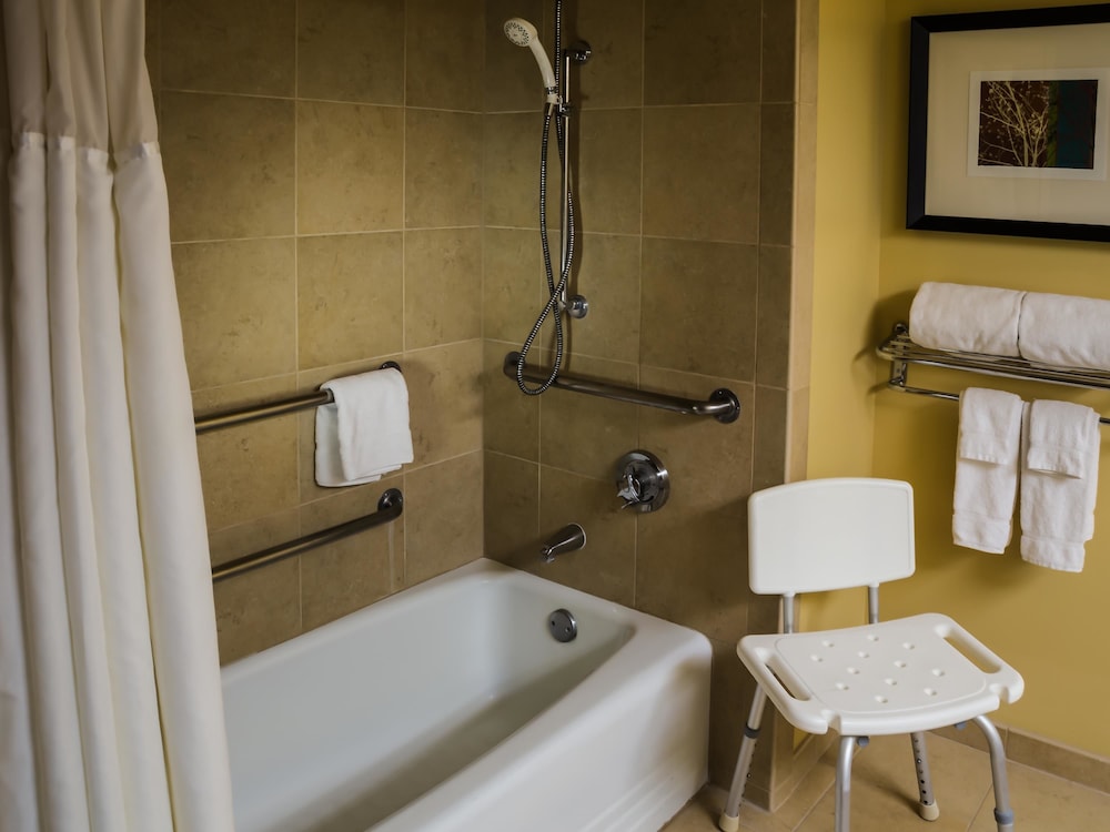 The Aquarius Casino Resort, BW Premier Collection — Hotel rooms in Laughlin, Nevada