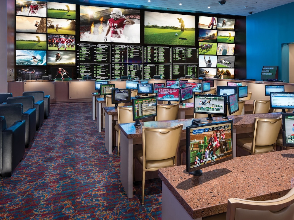 The Aquarius Casino Resort, BW Premier Collection — Sports & recreation in Laughlin, Nevada