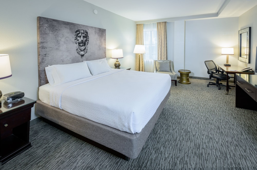 Crowne Plaza New Orleans French Qtr - Astor by IHG — Hotel rooms in New Orleans, Louisiana