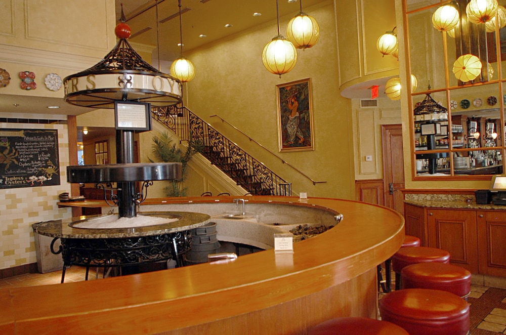 Crowne Plaza New Orleans French Qtr - Astor by IHG — Restaurant & bars in New Orleans, Louisiana