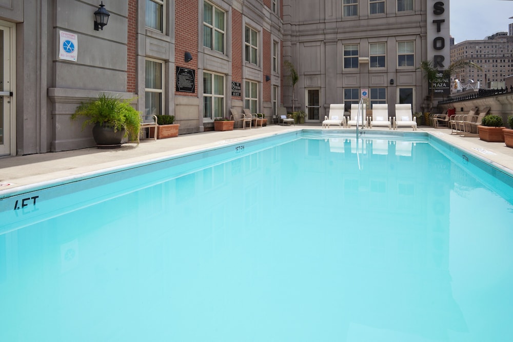Crowne Plaza New Orleans French Qtr - Astor by IHG — Swimming pool in New Orleans, Louisiana