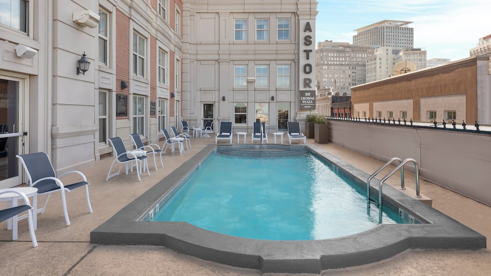 Crowne Plaza New Orleans French Qtr - Astor by IHG — Swimming pool in New Orleans, Louisiana