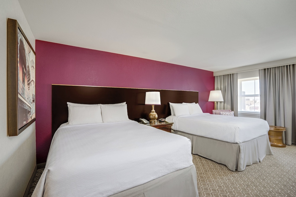 Crowne Plaza New Orleans French Qtr - Astor by IHG — Hotel rooms in New Orleans, Louisiana