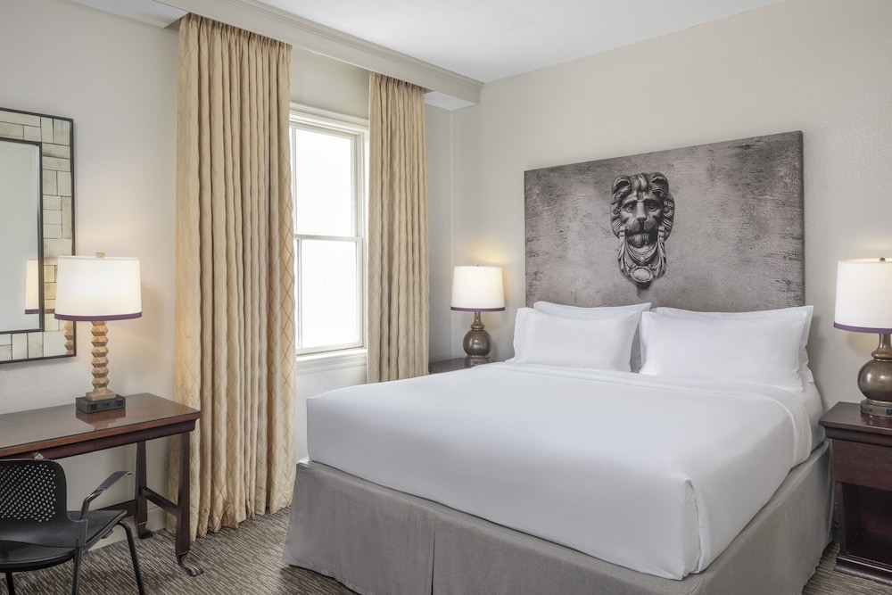 Crowne Plaza New Orleans French Qtr - Astor by IHG — Hotel rooms in New Orleans, Louisiana
