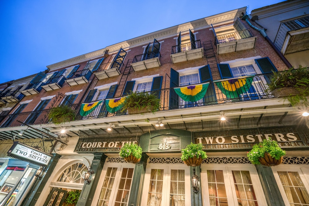 Crowne Plaza New Orleans French Qtr - Astor by IHG — Hotel building in New Orleans, Louisiana