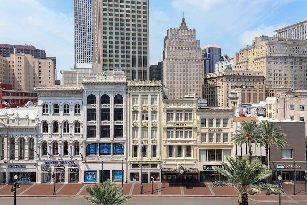 Crowne Plaza New Orleans French Qtr - Astor by IHG — Attractions in the area in New Orleans, Louisiana