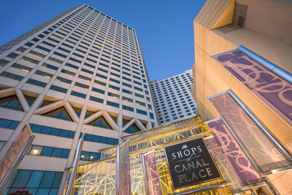 Crowne Plaza New Orleans French Qtr - Astor by IHG — Hotel building in New Orleans, Louisiana