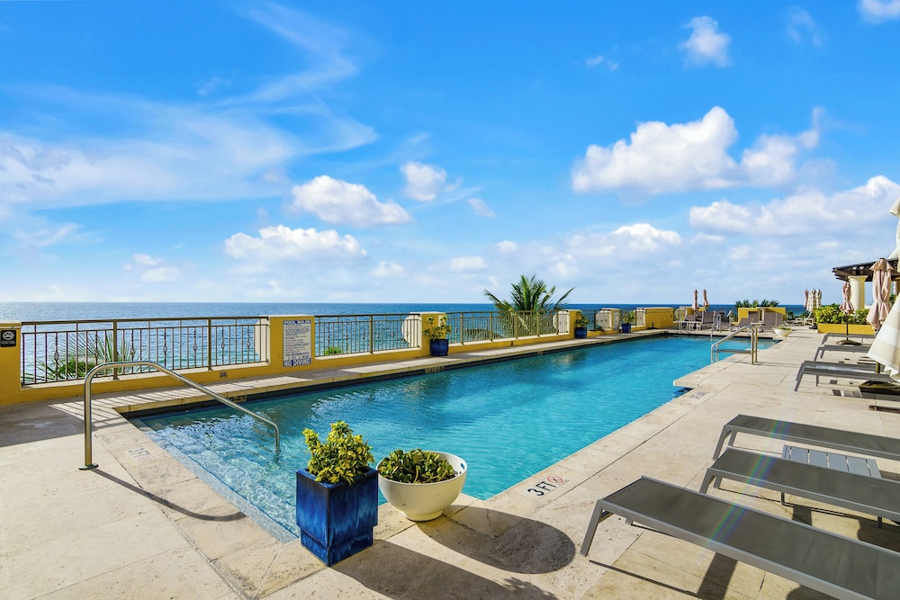 The Atlantic Hotel & Spa — Swimming pool in Fort Lauderdale, Florida