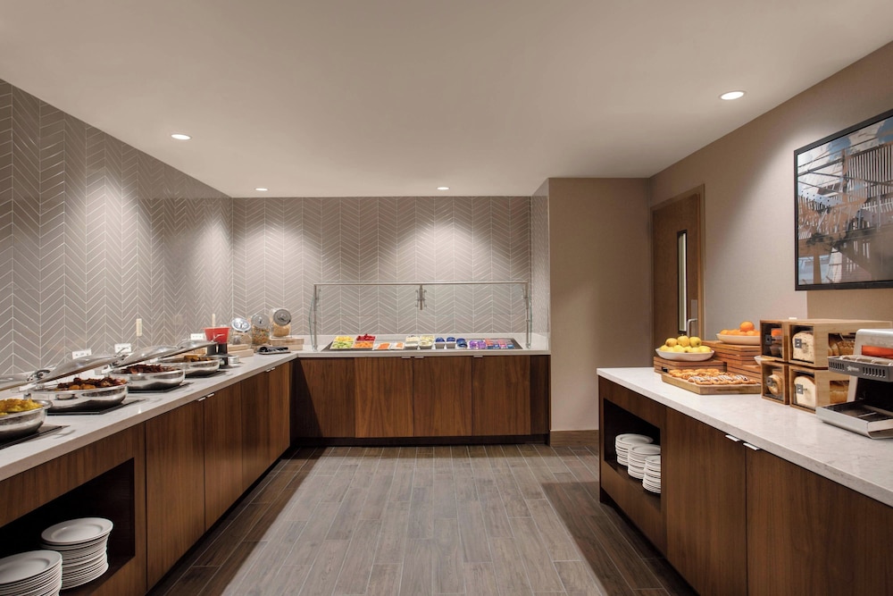 Auburn Hills Marriott Pontiac — Restaurant & bars in Pontiac, Michigan