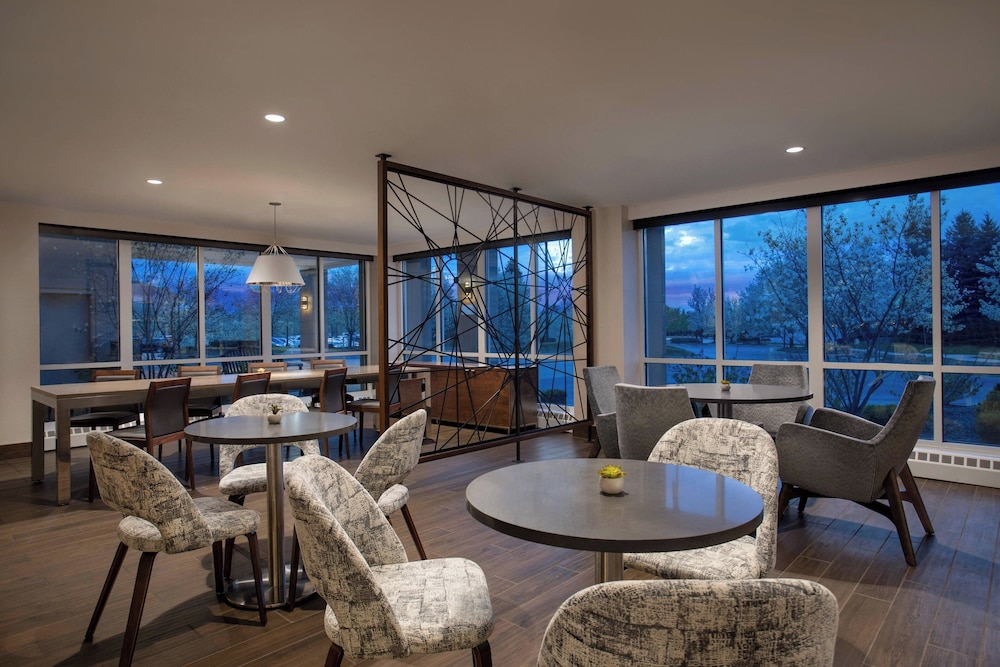 Auburn Hills Marriott Pontiac — Restaurant & bars in Pontiac, Michigan