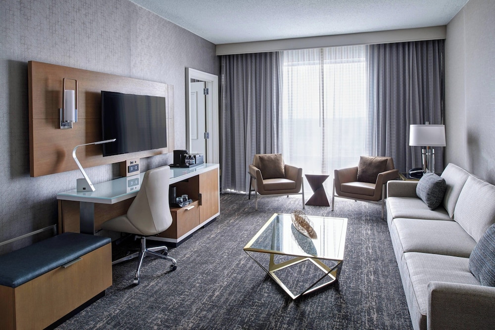 Auburn Hills Marriott Pontiac — Hotel rooms in Pontiac, Michigan