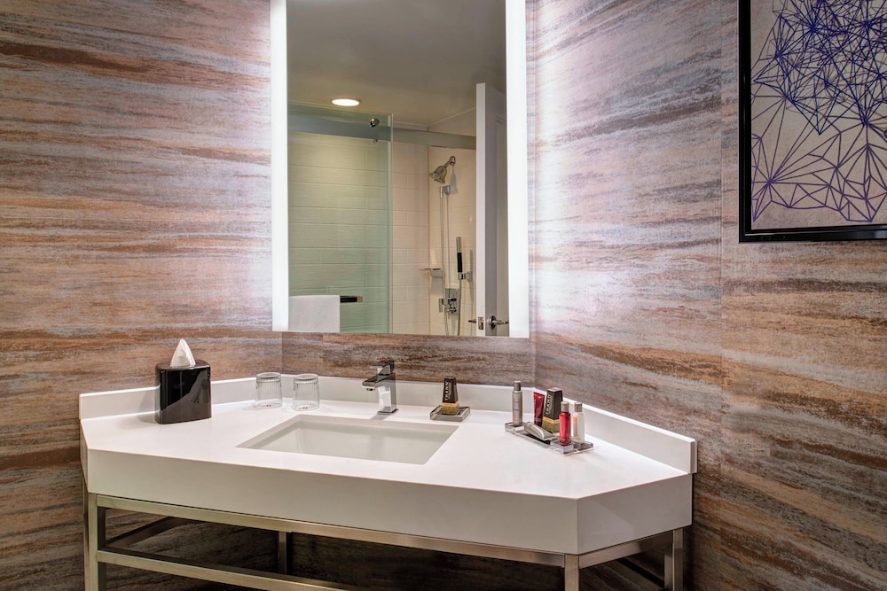 Auburn Hills Marriott Pontiac — Hotel rooms in Pontiac, Michigan