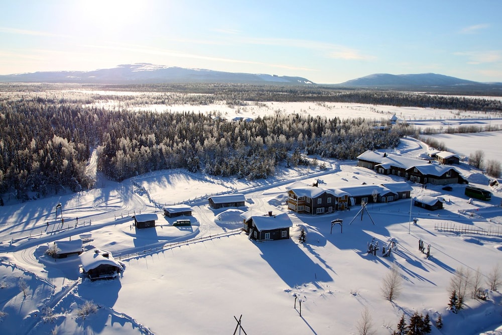 Elves Village Hotel — Attractions in the area in Kittilä, Lapland
