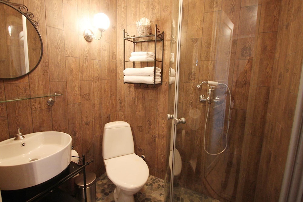 Elves Village Hotel — Hotel rooms in Kittilä, Lapland