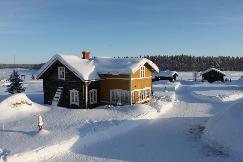 Elves Village Hotel — Attractions in the area in Kittilä, Lapland