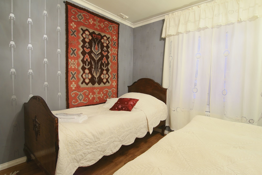 Elves Village Hotel — Hotel rooms in Kittilä, Lapland