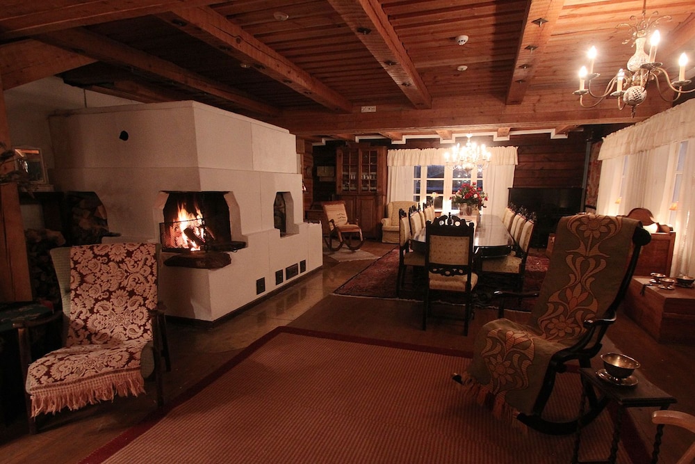 Elves Village Hotel — Hotel rooms in Kittilä, Lapland