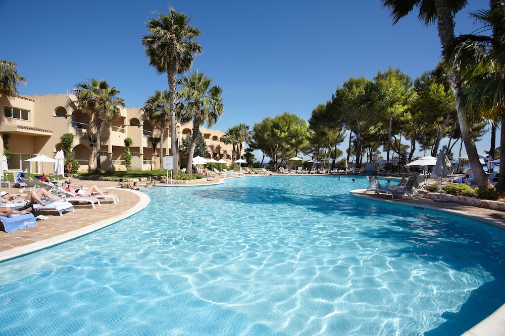 Grupotel Santa Eulària & Spa - Adults Only — Swimming pool in Santa Eulalia, Balearic Islands