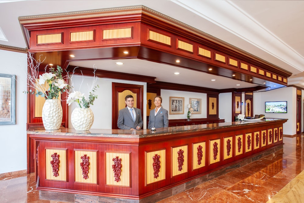 Grupotel Santa Eulària & Spa - Adults Only — Hotel building in Santa Eulalia, Balearic Islands
