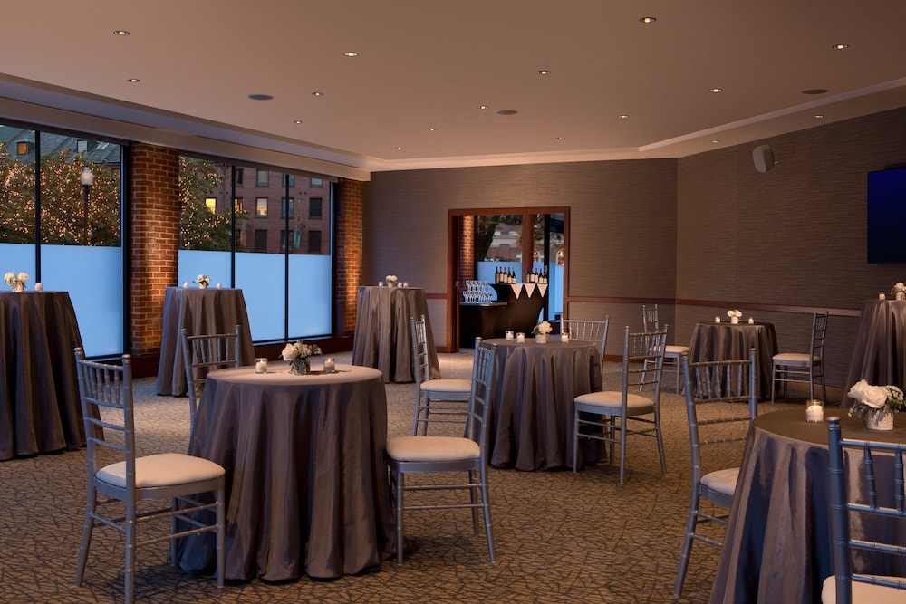 The Bostonian Hotel Boston — Restaurant & bars in Boston, Massachusetts