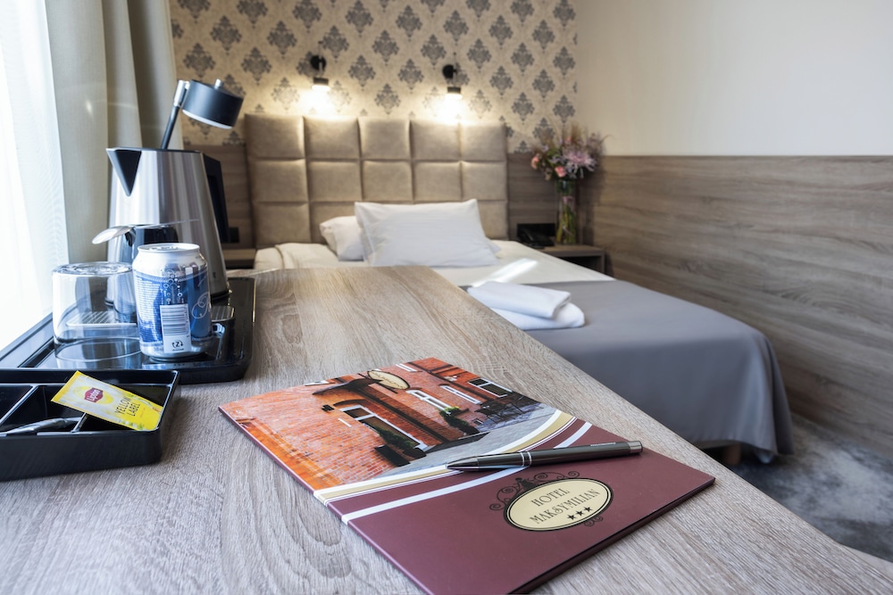 Hotel Maksymilian — Hotel rooms in Krakow, Lesser Poland