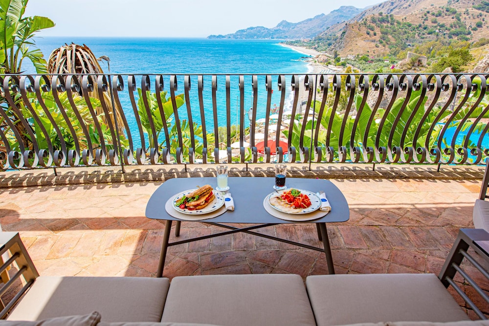 Baia Taormina - CDSHotels — Restaurant & bars in Forza d'Agrò, Sicily