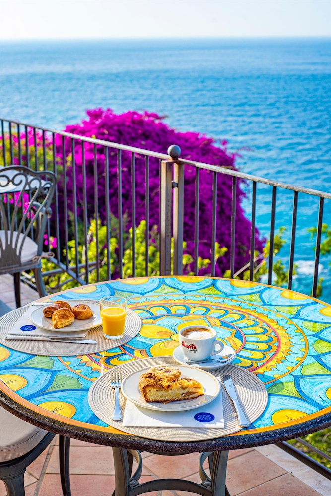 Baia Taormina - CDSHotels — Restaurant & bars in Forza d'Agrò, Sicily