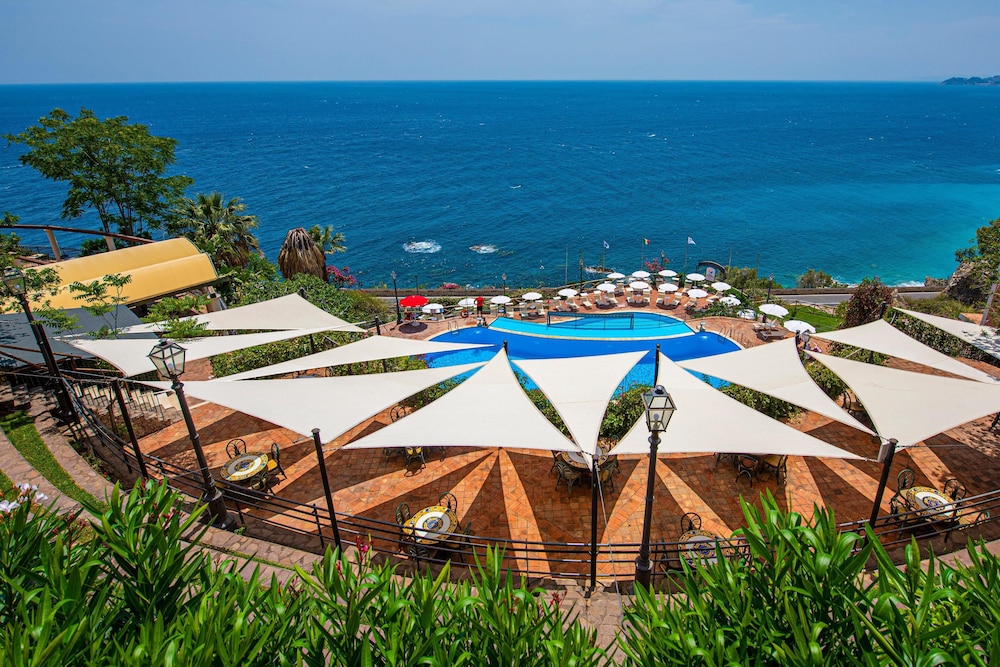 Baia Taormina - CDSHotels — Swimming pool in Forza d'Agrò, Sicily